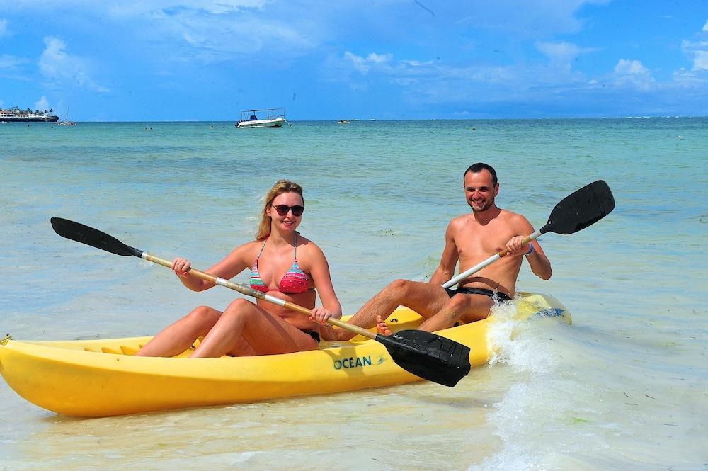 Voyager Beach Resort Mombasa Exteriör bild