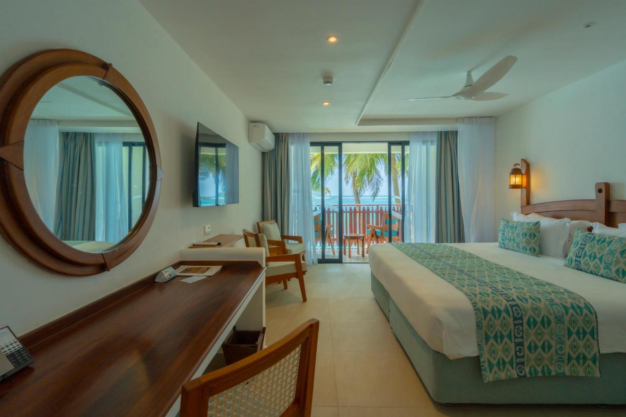 Voyager Beach Resort Mombasa Exteriör bild