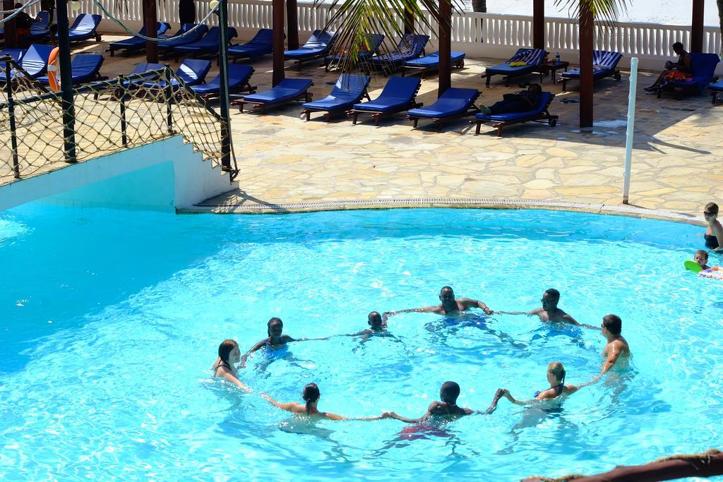 Voyager Beach Resort Mombasa Exteriör bild