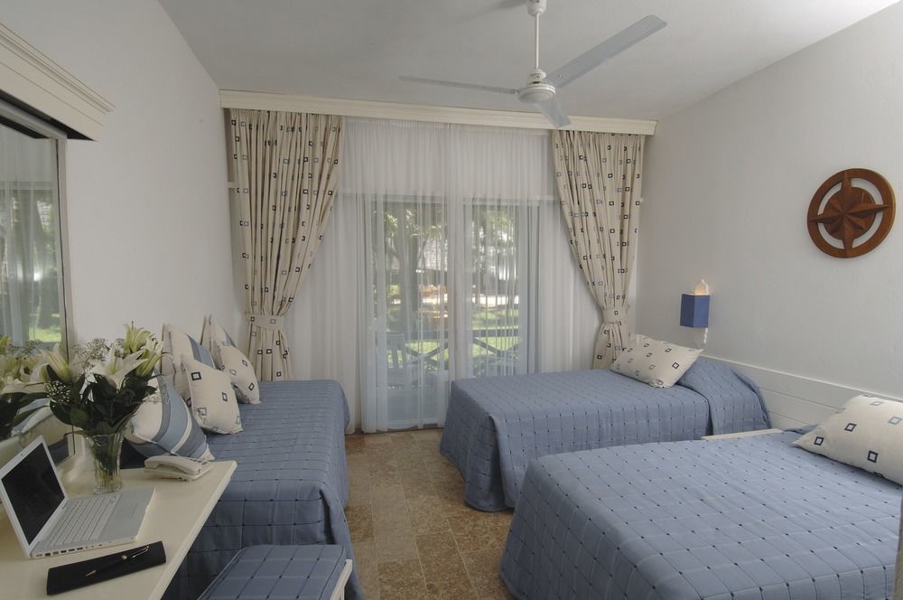 Voyager Beach Resort Mombasa Exteriör bild