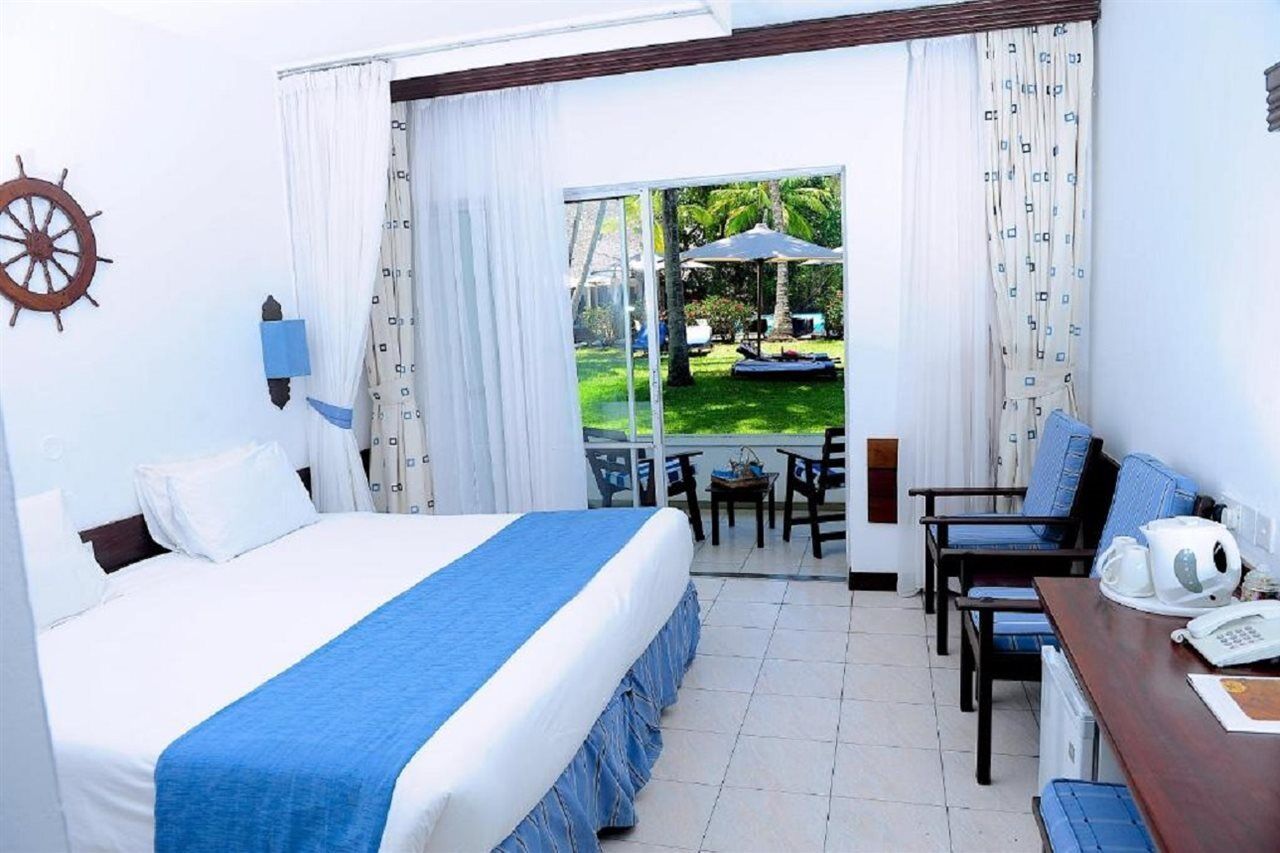 Voyager Beach Resort Mombasa Exteriör bild